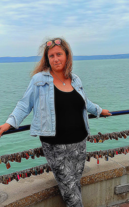 @hanuoolka Hanka Baloghová