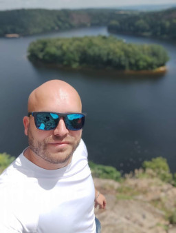 @rabbitx Jiří Valcha