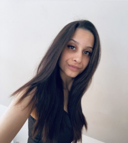 @ennnnk0908 Andrea Kukiová