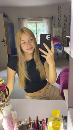 @kavanovaancis Anna Kavanová