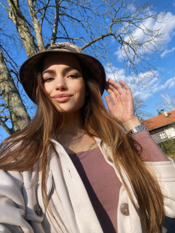 @petradvorakovaa Petra Dvořákova