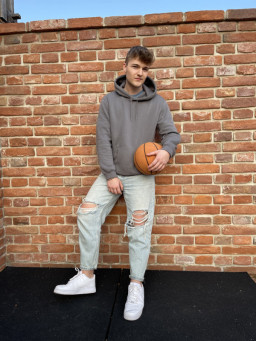 @tomi Tomáš Běhounek