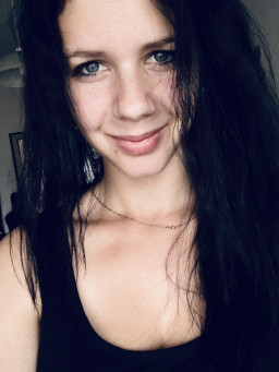 Mishelettadel Michaela Anna Rikková