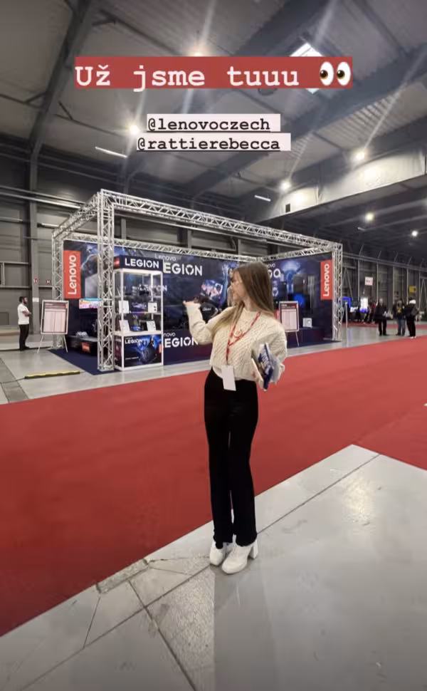 Barbora "RattieRebecca" Řezáčová