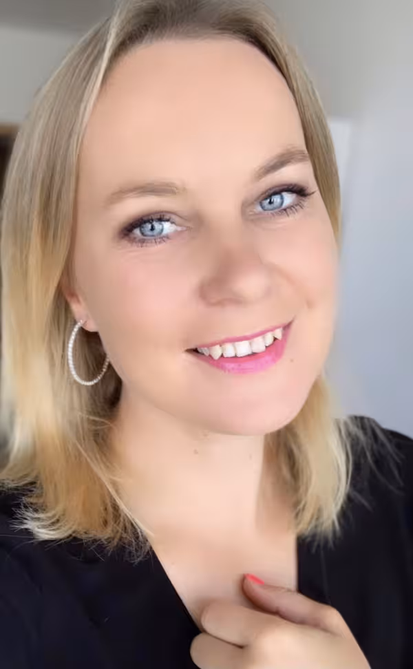 Eva píše